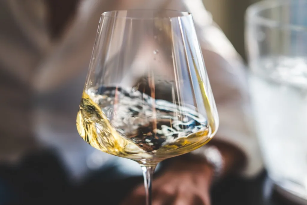 sommelier zarobki
